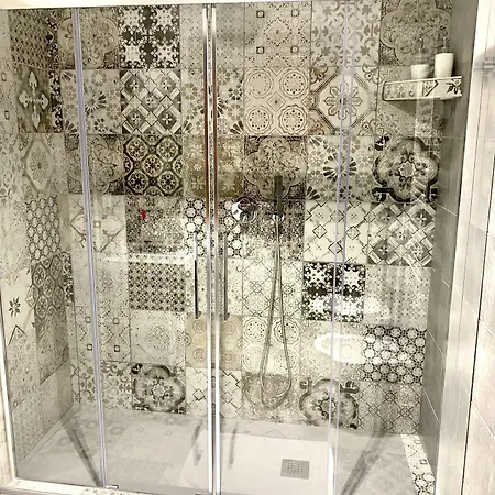 Da Li Poteri Gæstehus 3*